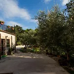 Lejlighedshotel Il Castello Di Perchia Crocemaroggia