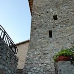 Lejlighedshotel Il Castello Di Perchia Crocemaroggia