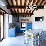 Il Castello Di Perchia 4*