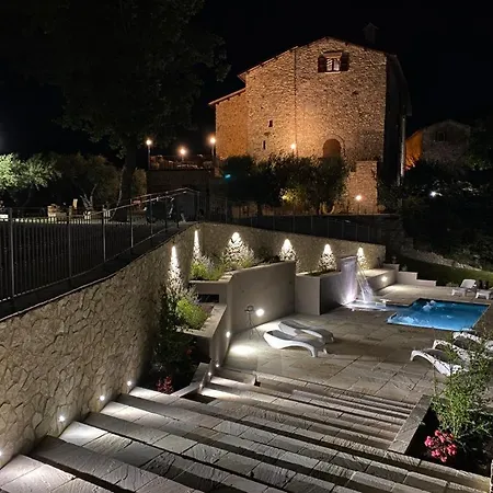 Il Castello Di Perchia Aparthotel Crocemaroggia