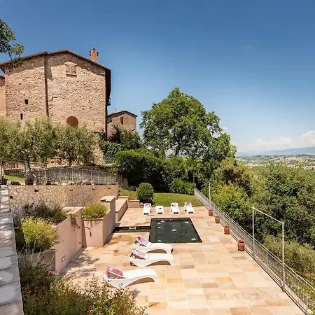 Aparthotel Il Castello Di Perchia 3*