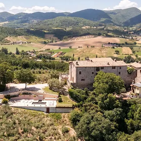 Aparthotel Il Castello Di Perchia
