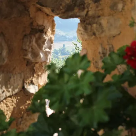 Il Castello Di Perchia 3*