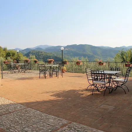 Il Castello Di Perchia 3*