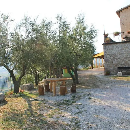 Aparthotel Il Castello Di Perchia Crocemaroggia
