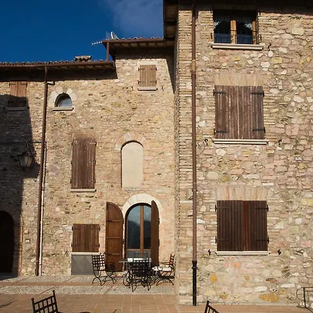 Il Castello Di Perchia Lejlighedshotel