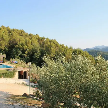 Il Castello Di Perchia 3* Crocemaroggia