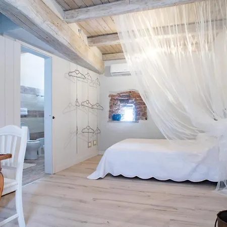 Il Castello Di Perchia Aparthotel