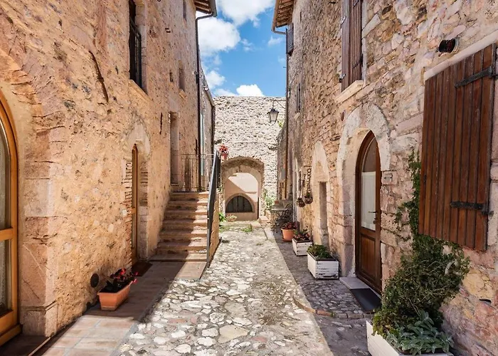 Lejlighedshotel Il Castello Di Perchia 4*