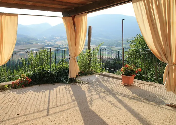 Il Castello Di Perchia 4*