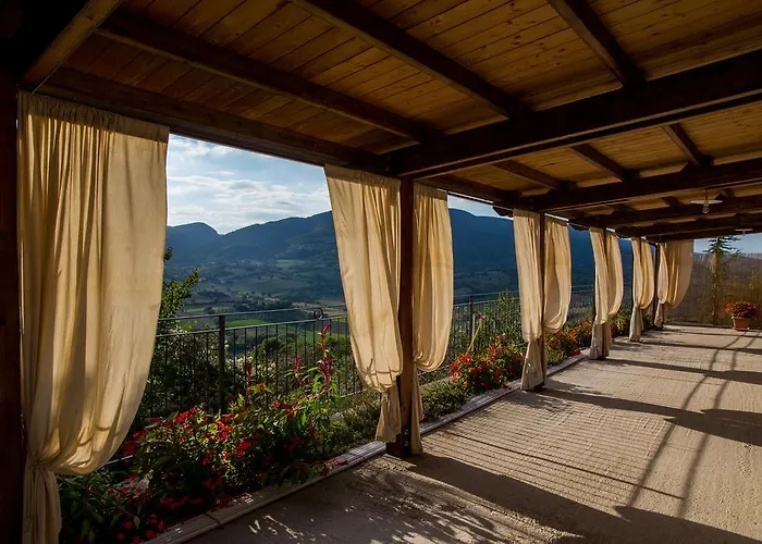 Apartahotel Il Castello Di Perchia