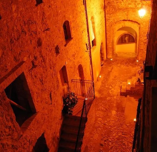 Il Castello Di Perchia Apartahotel
