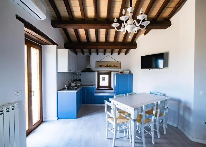 Il Castello Di Perchia 4*