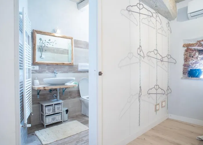 Il Castello Di Perchia Lejlighedshotel Crocemaroggia